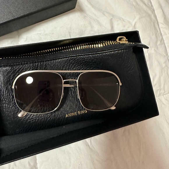 Anine Bing Highland Sunglasses in silver - Picture 8 of 9